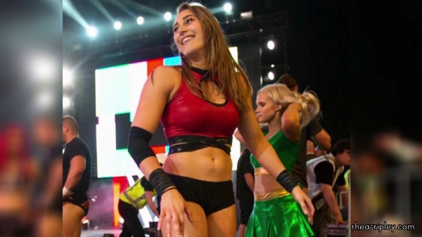 WWE_Chasing_Glory_with_Lilian_Garcia_E06_Rhea_Ripley_720p_WEB_h264-HEEL_mp40073.jpg