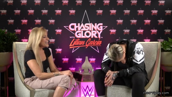 WWE_Chasing_Glory_with_Lilian_Garcia_E06_Rhea_Ripley_720p_WEB_h264-HEEL_mp41060.jpg