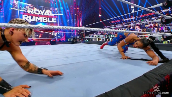WWE_Royal_Rumble_2021_PPV_1080p_HDTV_x264-Star_mkv2260.jpg