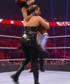 WWE_Monday_Night_RAW_2022_01_03_1080p_HDTV_x264-Star_mkv0422.jpg