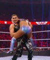 WWE_Monday_Night_RAW_2022_01_03_1080p_HDTV_x264-Star_mkv0426.jpg