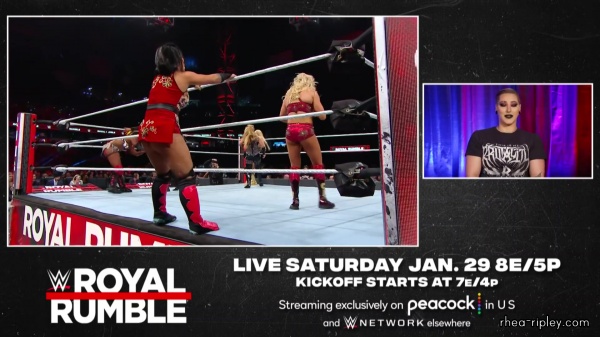 Becky_Lynch2C_Mandy_Rose_and_more_WWE_Superstars_react_1866.jpg
