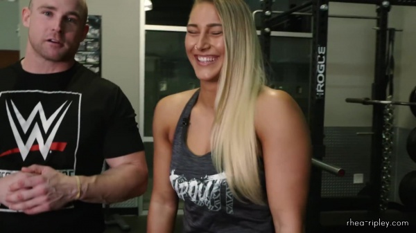 Building_strong_arms_with_Rhea_Ripley_WWE_Performance_Center_Workouts_061.jpg
