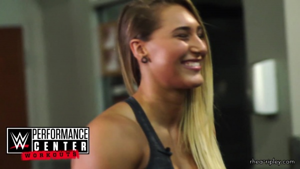 Building_strong_arms_with_Rhea_Ripley_WWE_Performance_Center_Workouts_271.jpg
