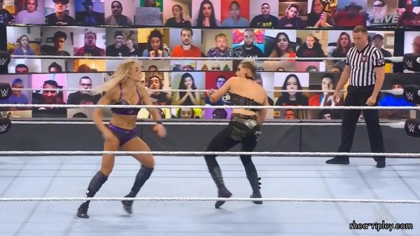 Click to view full size image
==============
HELL_IN_A_CELL_2021_JUN__202C_2021_1742.jpg HELL_IN_A_CELL_2021_JUN__202C_2021_1742.jpg