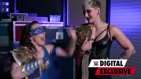 Nikki_A_S_H_and_Rhea_Ripley_are_ready_for_Shotzi___Nox_031.jpg