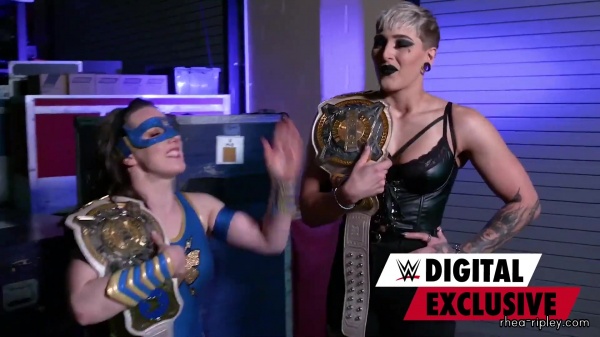 Nikki_A_S_H_and_Rhea_Ripley_are_ready_for_Shotzi___Nox_045.jpg