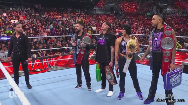 RAW__Sept_4th__1607.jpg