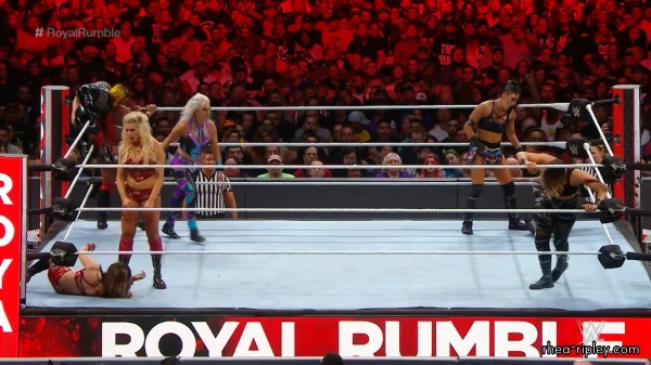 ROYAL_RUMBLE_2019_JAN__272C_2019_0612.jpg