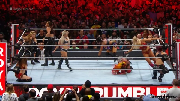 ROYAL_RUMBLE_2019_JAN__272C_2019_0914.jpg