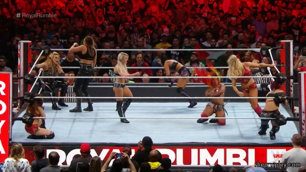 ROYAL_RUMBLE_2019_JAN__272C_2019_0915.jpg