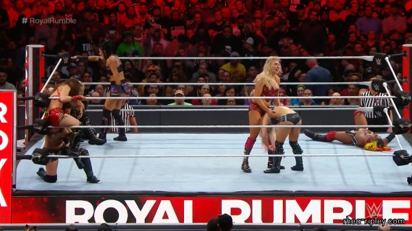 ROYAL_RUMBLE_2019_JAN__272C_2019_0954.jpg
