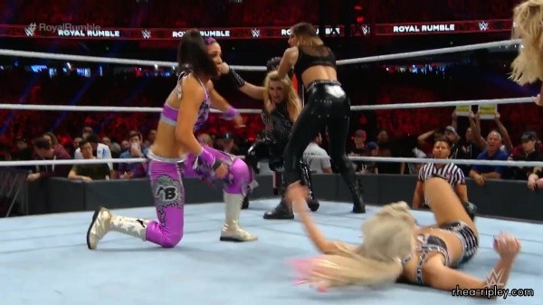 ROYAL_RUMBLE_2019_JAN__272C_2019_1170.jpg