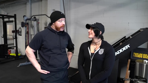 Rhea_Ripley_flexes_on_Sheamus_with_her__Nightmare__Arms_workout_0179.jpg