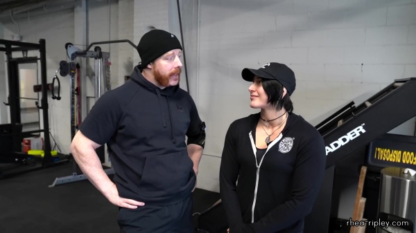 Rhea_Ripley_flexes_on_Sheamus_with_her__Nightmare__Arms_workout_0180.jpg