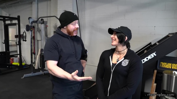 Rhea_Ripley_flexes_on_Sheamus_with_her__Nightmare__Arms_workout_0192.jpg