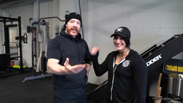 Rhea_Ripley_flexes_on_Sheamus_with_her__Nightmare__Arms_workout_0195.jpg