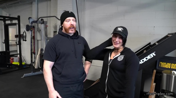 Rhea_Ripley_flexes_on_Sheamus_with_her__Nightmare__Arms_workout_0198.jpg