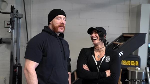 Rhea_Ripley_flexes_on_Sheamus_with_her__Nightmare__Arms_workout_0242.jpg