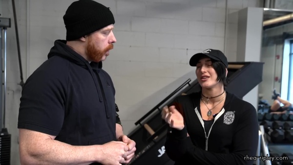 Rhea_Ripley_flexes_on_Sheamus_with_her__Nightmare__Arms_workout_0420.jpg