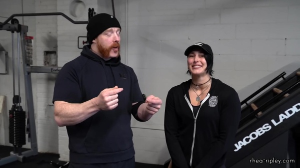 Rhea_Ripley_flexes_on_Sheamus_with_her__Nightmare__Arms_workout_0550.jpg