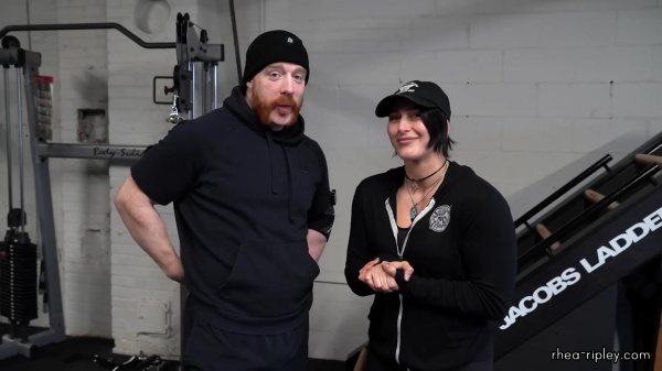 Rhea_Ripley_flexes_on_Sheamus_with_her__Nightmare__Arms_workout_0597.jpg