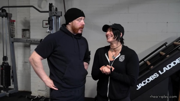 Rhea_Ripley_flexes_on_Sheamus_with_her__Nightmare__Arms_workout_0605.jpg