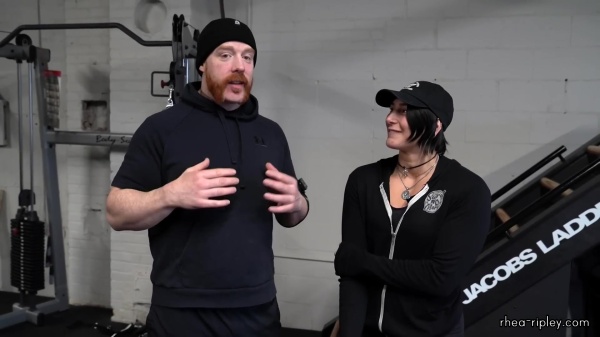 Rhea_Ripley_flexes_on_Sheamus_with_her__Nightmare__Arms_workout_0644.jpg