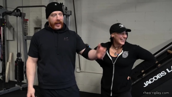 Rhea_Ripley_flexes_on_Sheamus_with_her__Nightmare__Arms_workout_0680.jpg