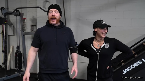Rhea_Ripley_flexes_on_Sheamus_with_her__Nightmare__Arms_workout_0688.jpg
