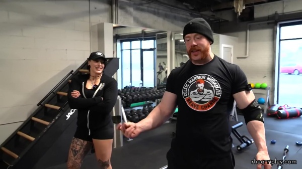 Rhea_Ripley_flexes_on_Sheamus_with_her__Nightmare__Arms_workout_2380.jpg