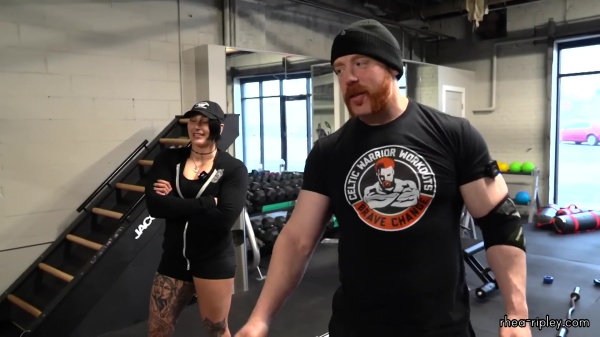 Rhea_Ripley_flexes_on_Sheamus_with_her__Nightmare__Arms_workout_2383.jpg