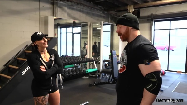 Rhea_Ripley_flexes_on_Sheamus_with_her__Nightmare__Arms_workout_2392.jpg