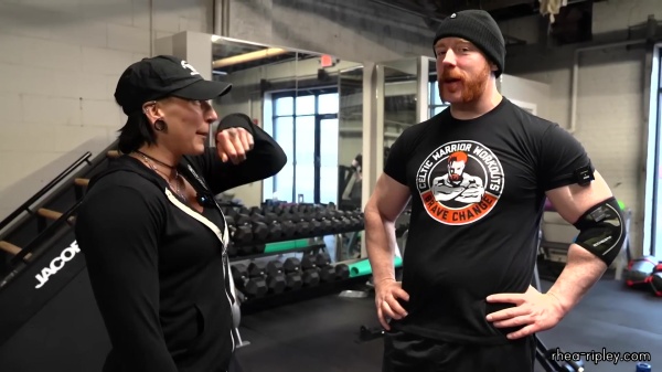 Rhea_Ripley_flexes_on_Sheamus_with_her__Nightmare__Arms_workout_2492.jpg