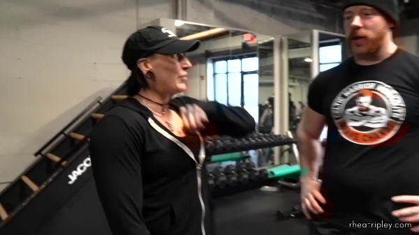 Rhea_Ripley_flexes_on_Sheamus_with_her__Nightmare__Arms_workout_2494.jpg