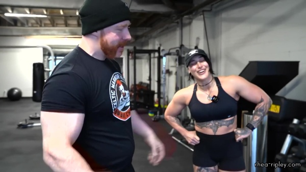 Rhea_Ripley_flexes_on_Sheamus_with_her__Nightmare__Arms_workout_2695.jpg