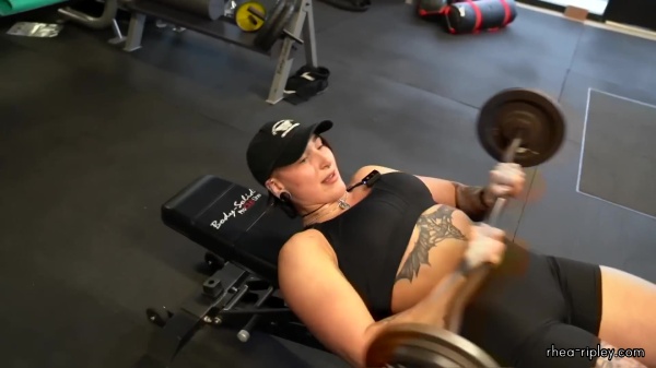 Rhea_Ripley_flexes_on_Sheamus_with_her__Nightmare__Arms_workout_3308.jpg