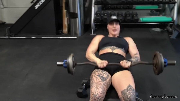 Rhea_Ripley_flexes_on_Sheamus_with_her__Nightmare__Arms_workout_3745.jpg