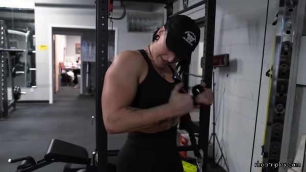 Rhea_Ripley_flexes_on_Sheamus_with_her__Nightmare__Arms_workout_3809.jpg