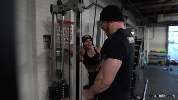 Rhea_Ripley_flexes_on_Sheamus_with_her__Nightmare__Arms_workout_3923.jpg