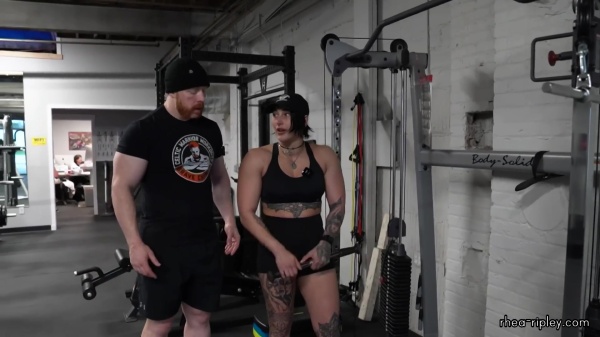 Rhea_Ripley_flexes_on_Sheamus_with_her__Nightmare__Arms_workout_3965.jpg