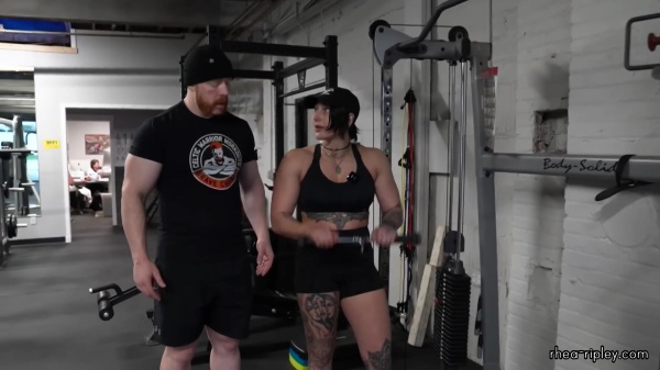 Rhea_Ripley_flexes_on_Sheamus_with_her__Nightmare__Arms_workout_3967.jpg
