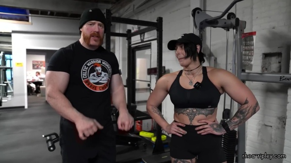 Rhea_Ripley_flexes_on_Sheamus_with_her__Nightmare__Arms_workout_4391.jpg
