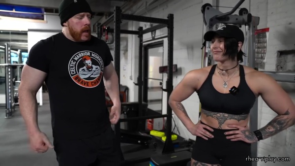 Rhea_Ripley_flexes_on_Sheamus_with_her__Nightmare__Arms_workout_4400.jpg