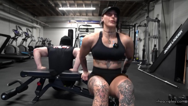 Rhea_Ripley_flexes_on_Sheamus_with_her__Nightmare__Arms_workout_5415.jpg