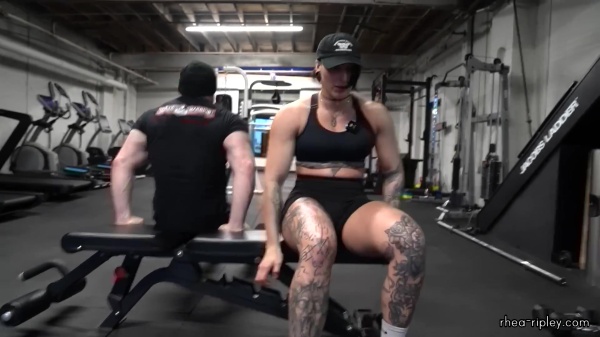 Rhea_Ripley_flexes_on_Sheamus_with_her__Nightmare__Arms_workout_5420.jpg