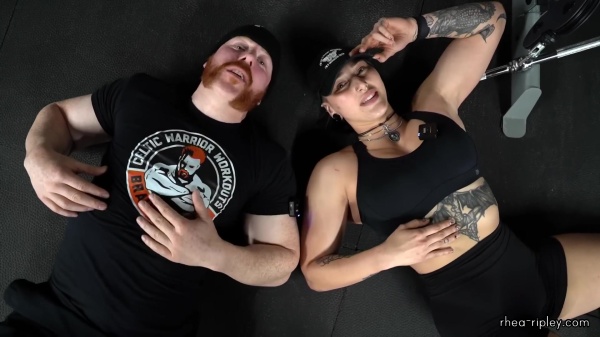 Rhea_Ripley_flexes_on_Sheamus_with_her__Nightmare__Arms_workout_6021.jpg