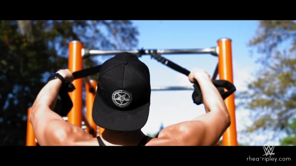 Rhea_Ripley_s_intense_social_distancing_WrestleMania_Workout_295.jpg
