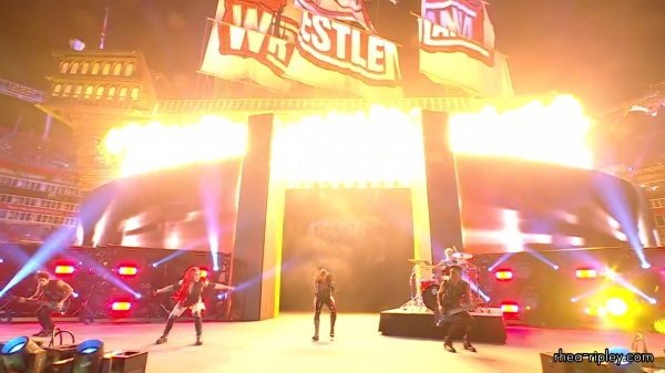 Rhea_Ripley_was_so_excited_for_her_WrestleMania_entrance_354.jpg