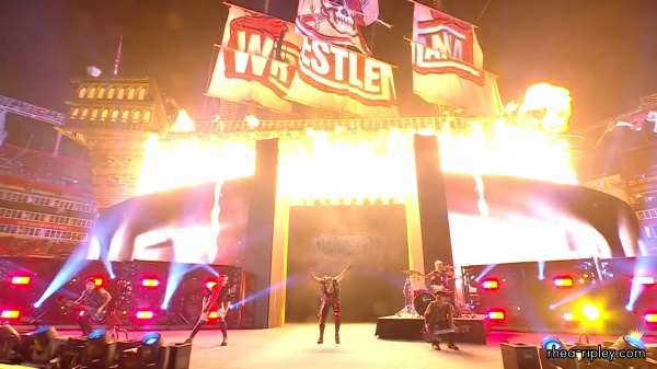 Rhea_Ripley_was_so_excited_for_her_WrestleMania_entrance_356.jpg